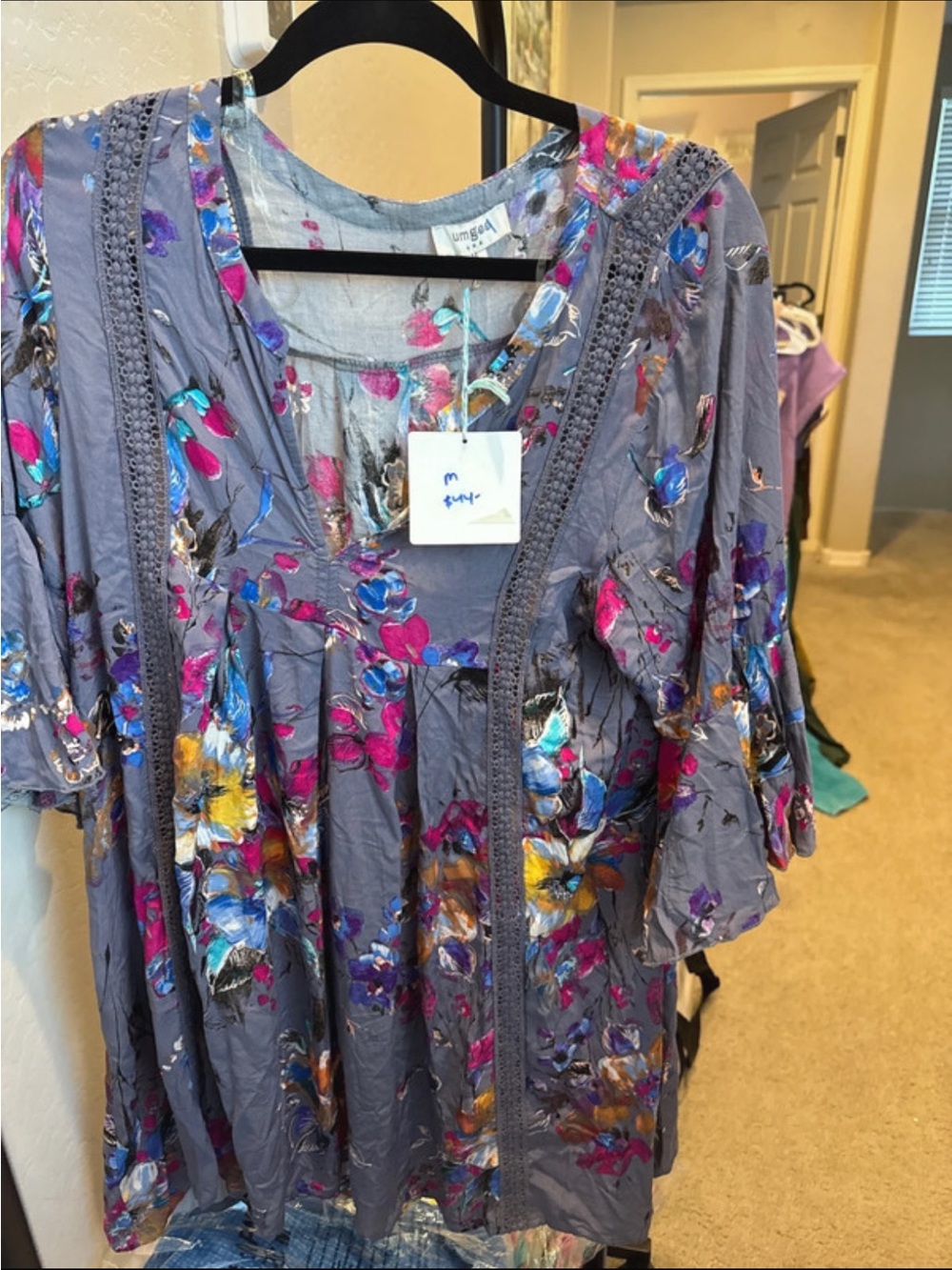 Umgee Gray Floral Split-Sleeve Peasant Tunic dress